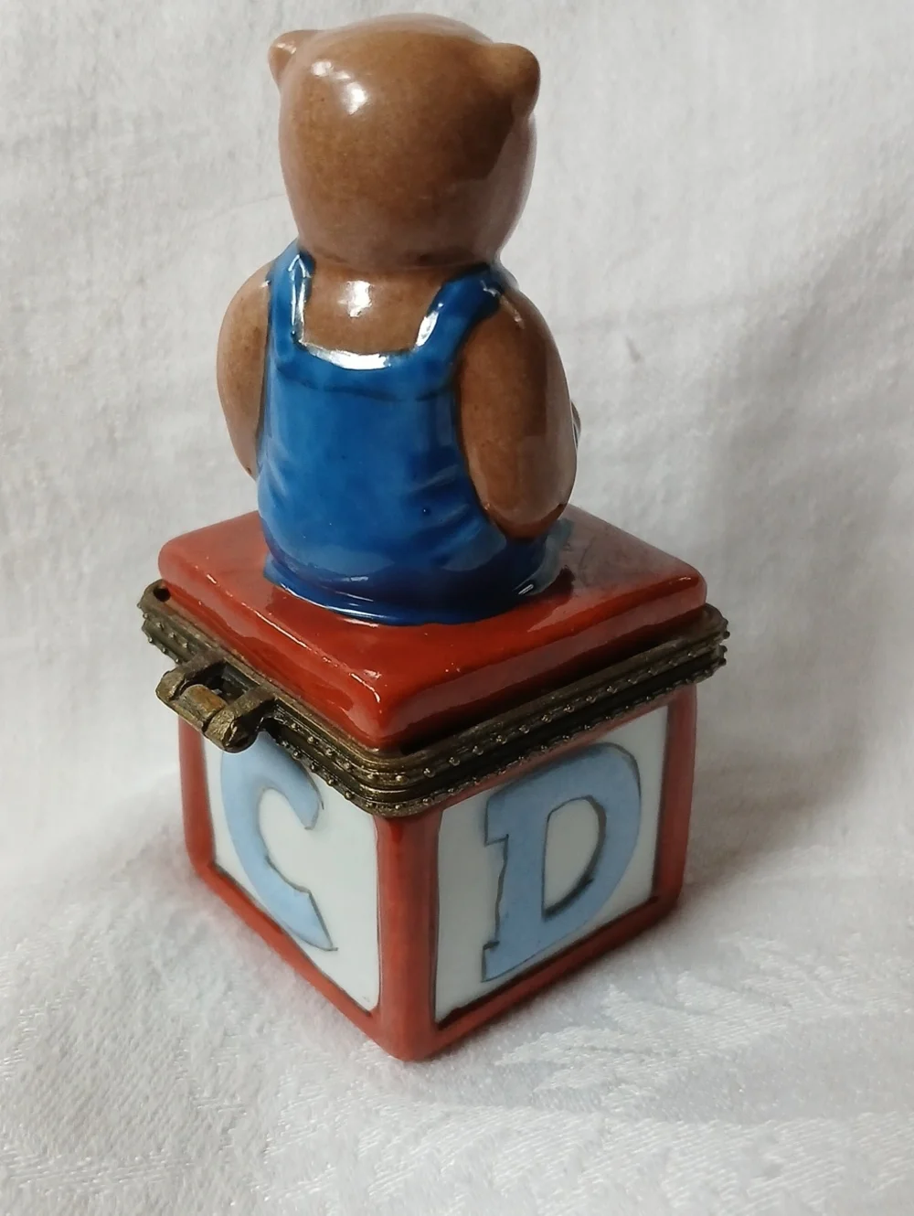 Small Porcelain Hinged Trinket Box With Teddy Bear Sitting On Alphabet Block 3